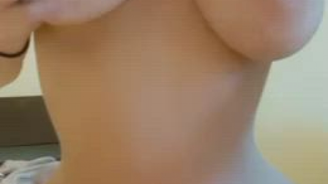 5’1 with big natural natural titties