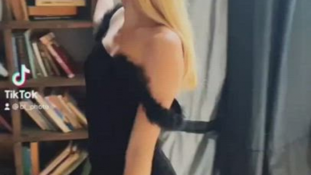 Smart blonde