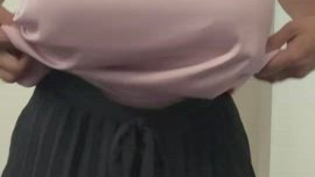 It’s been way too hot lately…that means braless office days