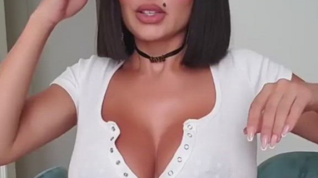 Boobs pop out - Cartoon SFX Edit !!