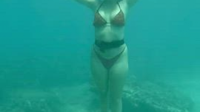 Underwater Flash