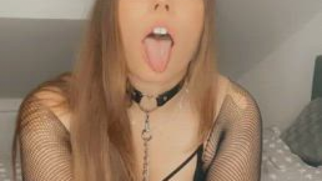Give me a mouth full of hot cum and I'll be so happy