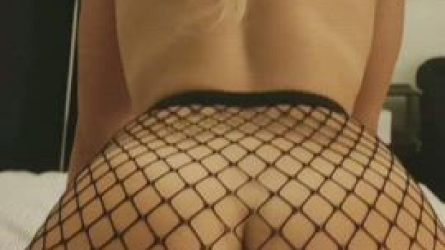 How long do you think you'd last with me riding your cock like this?