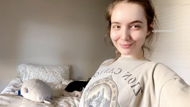 a cozy flash with no makeup