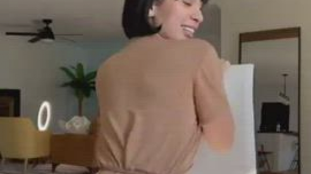 Damn that booty