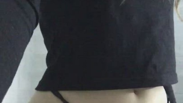 Hi, I am 21 years old, my name is Katya, I am from Ukraine. I want to plea