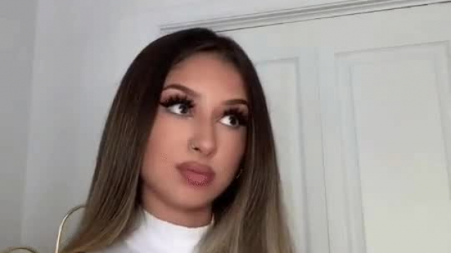 Busty Arab in a tight white top ????