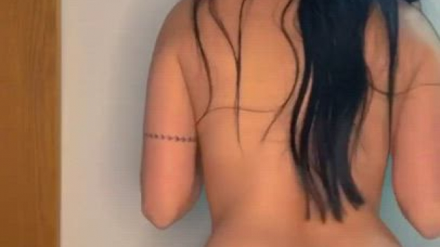 I hope that the 5 guys who see this like my petite body ?