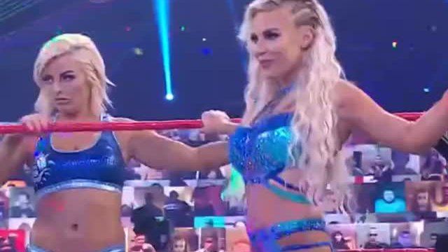 Mandy & Dana