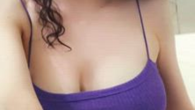 Wanna tityfuck me