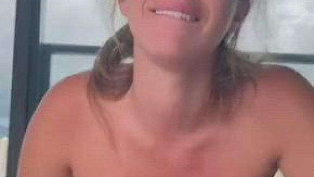 Her last update content in the comments