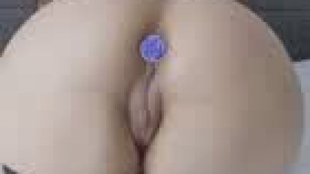 Put in my flower plug :3 i'd prefer if it was your dick though.....