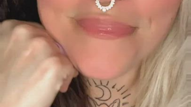 Do you like your girls barefaced, a little chubby, with big titties?
