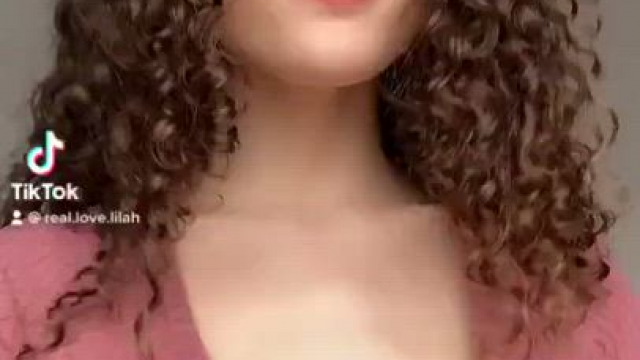 Babe Big Tits Brunette Glasses