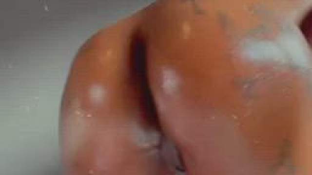 Jiggle
