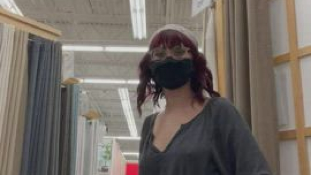 [GIF] The boyfriend asked for a nude while I was running errands.. sent him this
