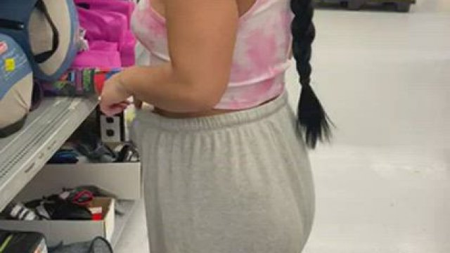 Is anyone brave enough to fuck my 4'9