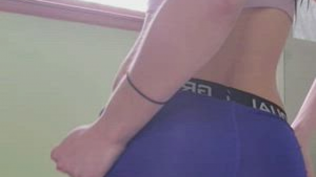 I love having a juicy booty... and pussy