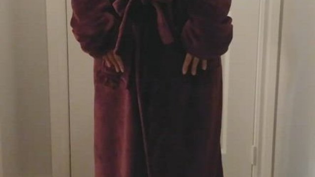 Sexy body reveal