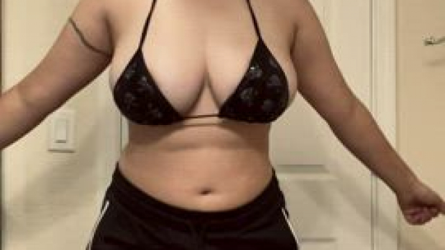 I hope at least 2 guys thing my tits are nice here