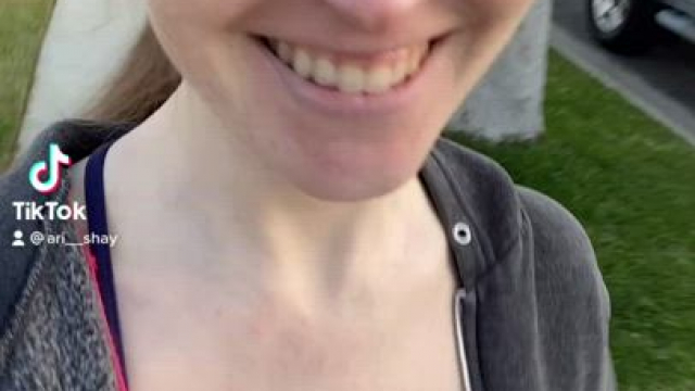 eyes up here ;)