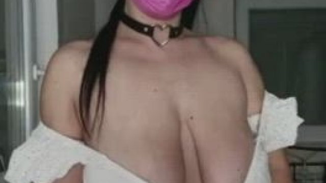 Boobs reveal while bouncing. How hot is that?