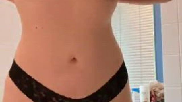 Ameture Booby Cam girl with Perfect Figure doing Titty Drop Just Amazing