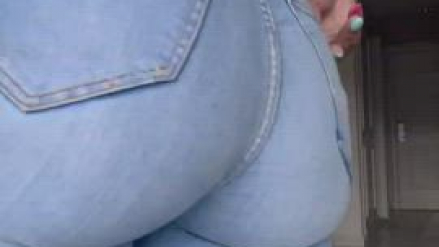 I wanted to show you my favourite jeans