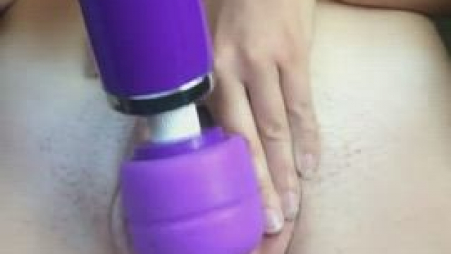 Puffy slut unloads