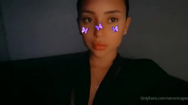 Tits and Pussy Reveal
