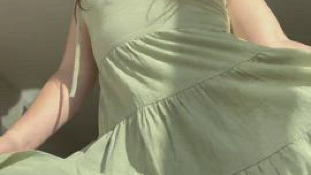 My favorite part of wearing dresses ??