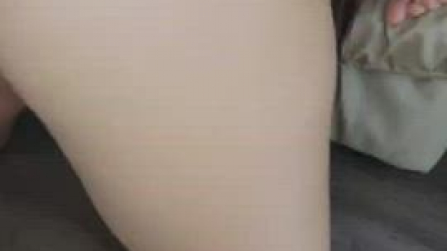Most guys at college don’t like thick bi girls, do the guys here find us attract
