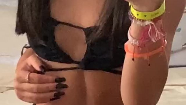 I Know You Want Me Daddy