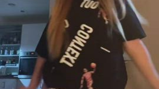 Nice booty jiggle