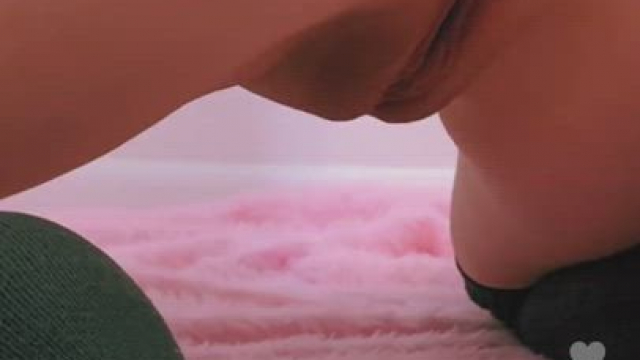 LIVE IG - her body was built to fuck and fuck