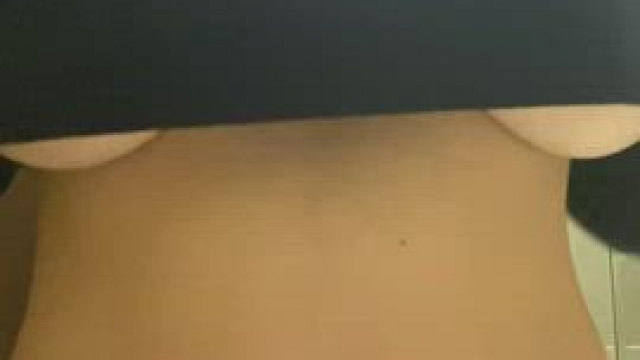 Would you mind titjob?