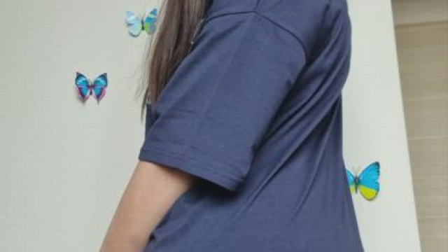 I just want at least 4 guys to see my 45 inch asian ass and I will be happy