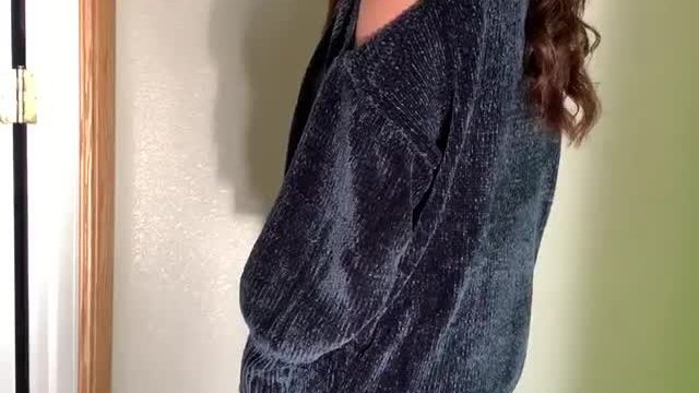 I have a tiny ass but I always keep it stuffed 