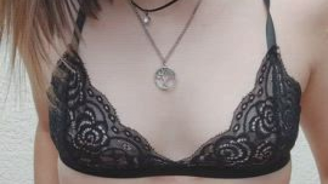 The type of girl you would fuck on the first date?