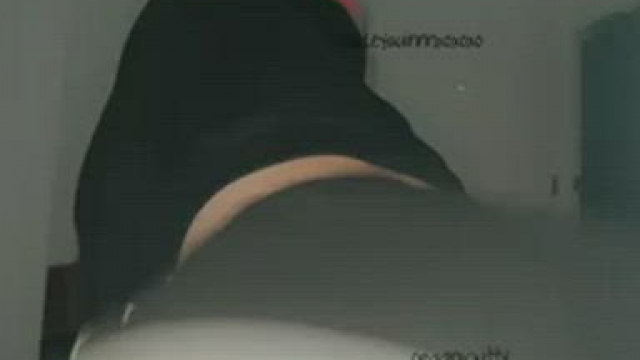 I want to make your dick twitch