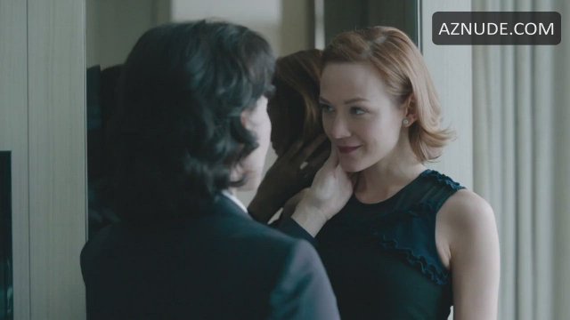Shauna Macdonald and Louisa Krause in The Girlfriend Experience