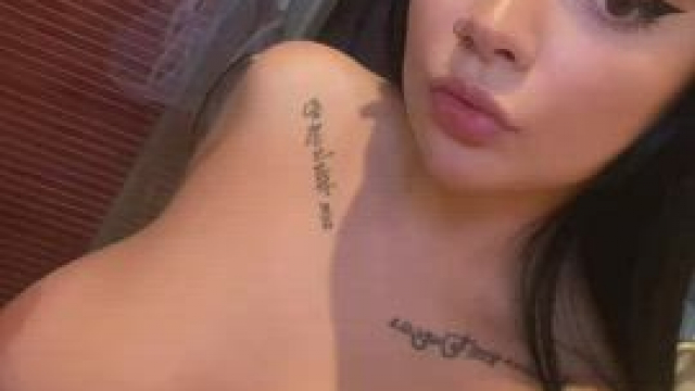 These natural tits are made to enjoy