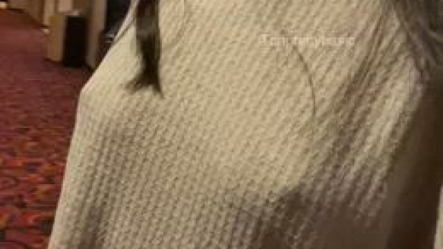 Somehow my date can’t remember the movie [gif]