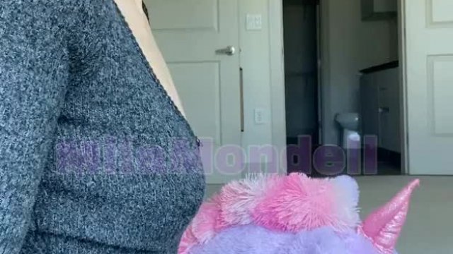 Milamondell Nude Fingering Ass And Pussy