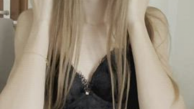 Let my boobs be your antistress toy