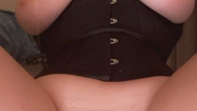 Damn She's Sexy