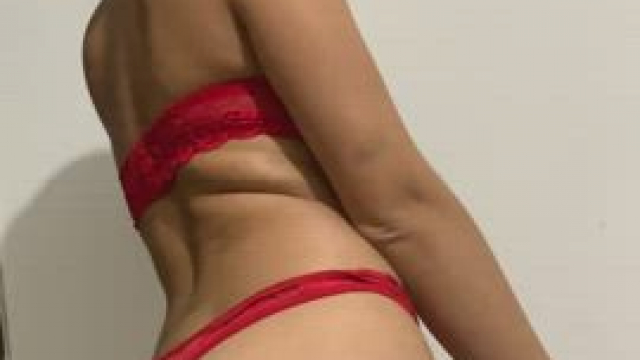 Bent over for u to fuck me