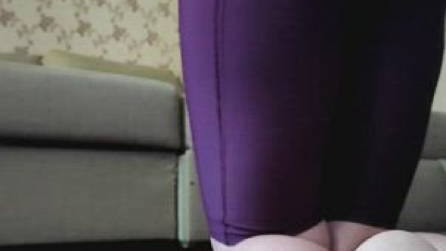 Red wine yoga pants
