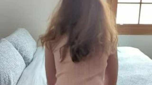 My booty jiggles
