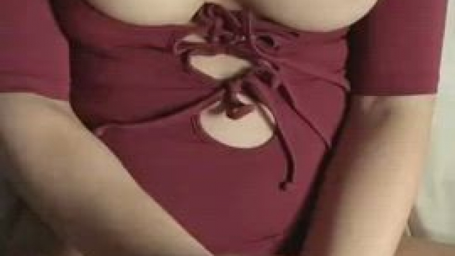 Cum on big boobies